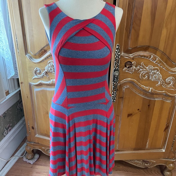 Ella Moss dress - Picture 1 of 4